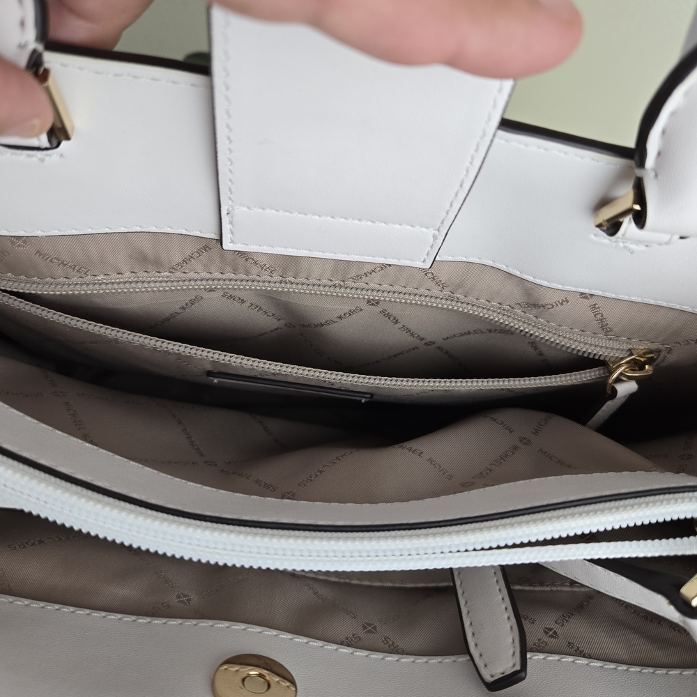 Michael Kors Gramercy Large Pebble Leather White Satchel - Picture 10 of 12
